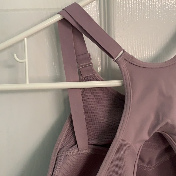 Gymshark high support sports bra - Picture 3 of 5